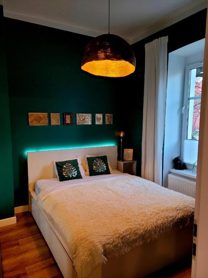 Apartament By The Way Apartment Wroclaw Bagian luar foto
