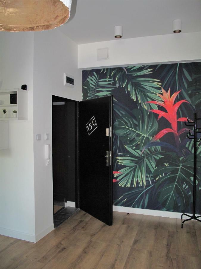 Apartament By The Way Apartment Wroclaw Bagian luar foto